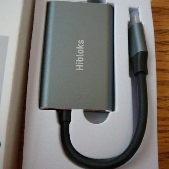 Hibloks Gray Augmented Reality AR Hub - Charging Transmitting Audio 3 in 1 - NIB - Picture 3 of 4